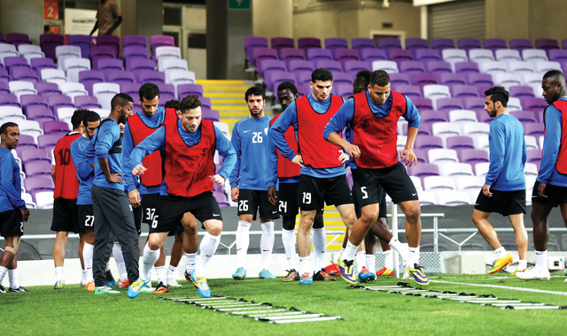 مواجهة صاخبة بين الزعيم والفرسان .. وكوزمين في الميدان