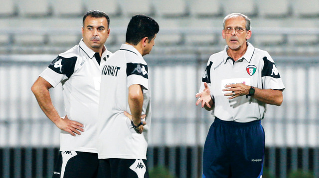 "الجهاز الفني للازرق يستعد لاعلان برنامج الاعداد\t البيان"