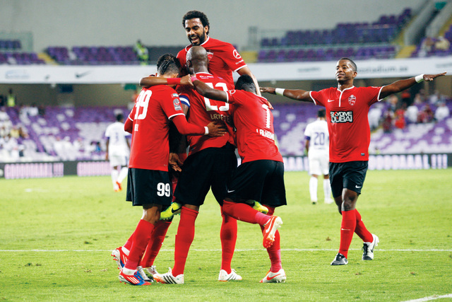 "إجماع على اقتراب الفرسان من الفوز بلقب الدوري\tالبيان"