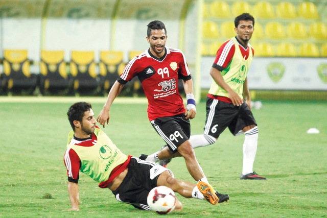 "جانب من تحضيرات الوصل للمباراة  \tالبيان"