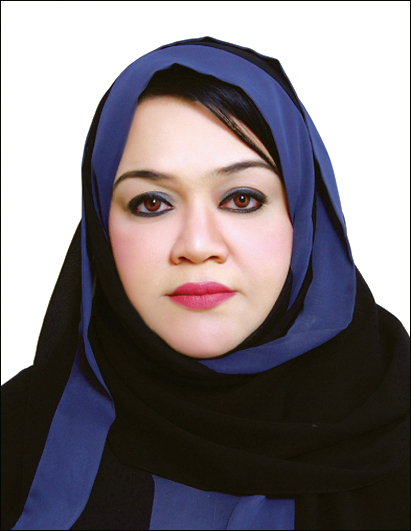 "موزة الشومي"