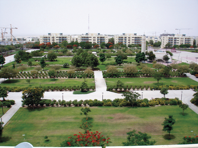 "نهضة عمرانية شاملة شهدتها الظفرة \tوام"