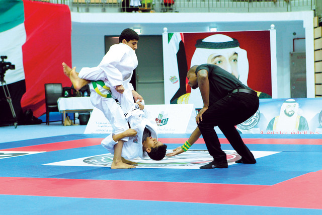 "جانب من مباريات الجوجيتسو البيان"