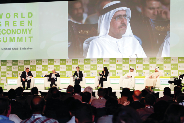 «إعلان دبي»: الإمارة ملتزمة بالتحول إلى الاقتصاد الأخضر و«المستدامة» استعداداً لـ «إكسبو»