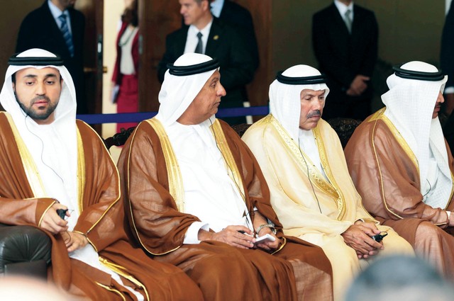 "محمد الشيباني ومصبح الفتان وخليفة سليمان وسلطان راشد الكيتوب"