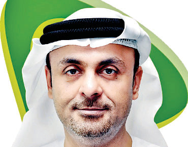 "يونس النمر"