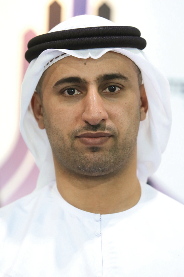 "أنور الظاهري"