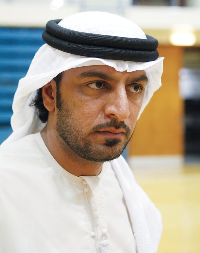 "عمران حسين الطواش"