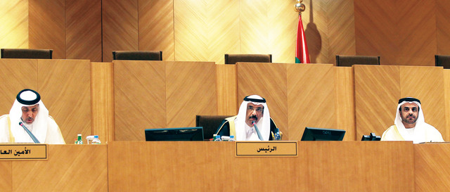 "محمد المر مترئسا جلسة المجلس الوطني الاتحادي\tالبيان"