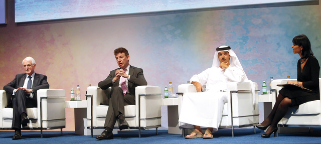 "استعراض تجربة دبي في صناعة السياحة\t تصوير- زافير ويلسون"