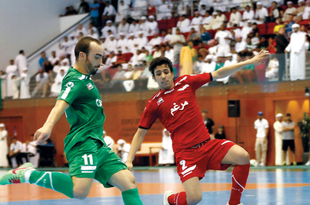 "كرة الصالات في الدورة تشهد تصفيات مبكرة البيان"