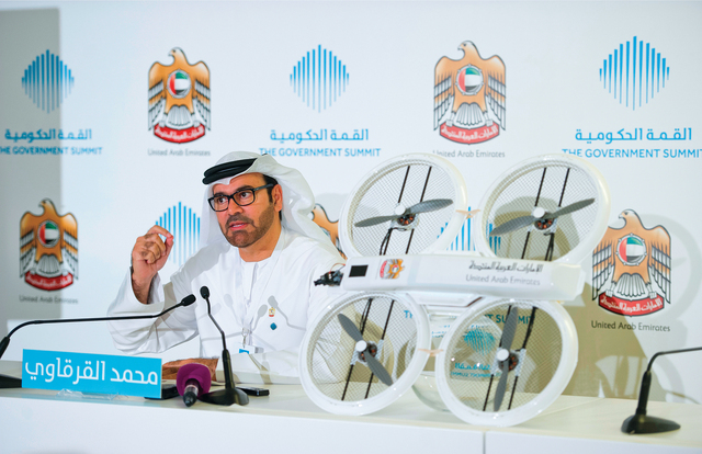 "محمد القرقاوي خلال الإعلان عن الجائزة في القمة الحكومية الثانيةالبيان"