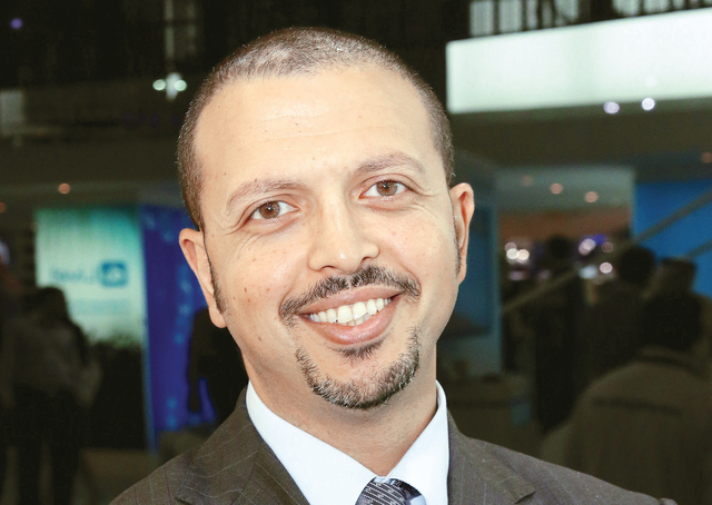 "نادر حنين"