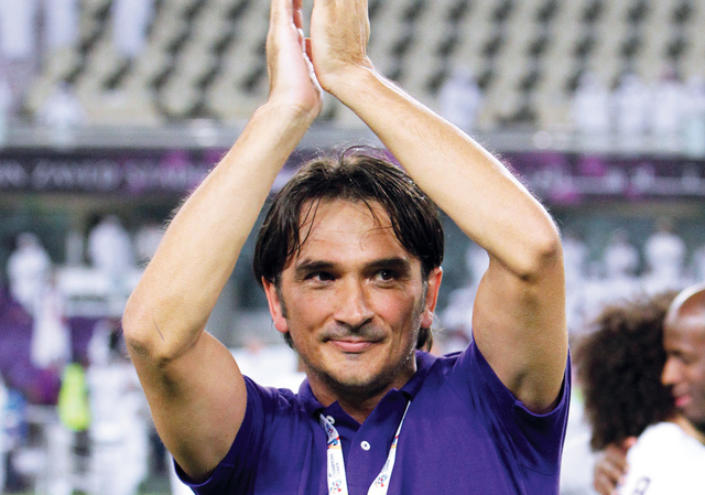 "زلاتكو متفائل بالفوز"