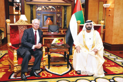 "نائب رئيس الدولة خلال مباحثاته مع رئيس وزراء ماليزيا"