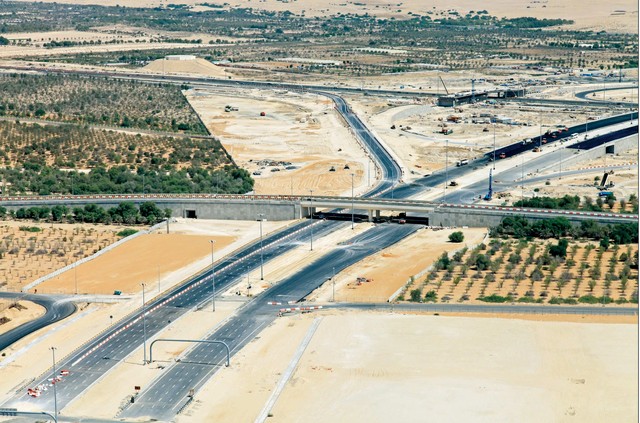 "كيزاد تستقطب الشركات العالمية لخدمة استراتيجية الصناعة في أبوظبي البيان"