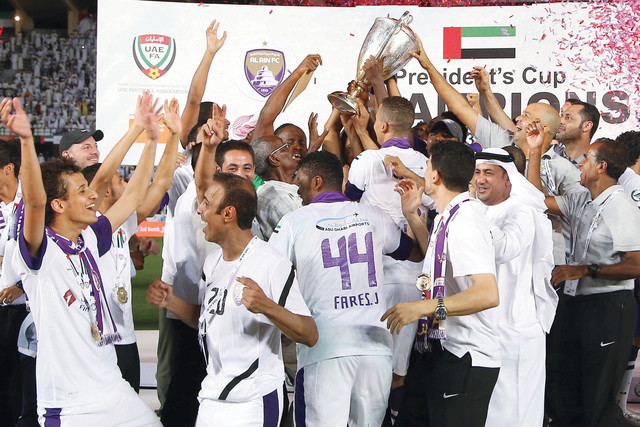 "رقصة الفرح بين هلال سعيد وعموري"