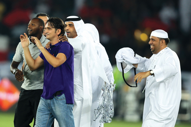 "فرحة حمدون مع زلاتكو ببطولة الكأس"