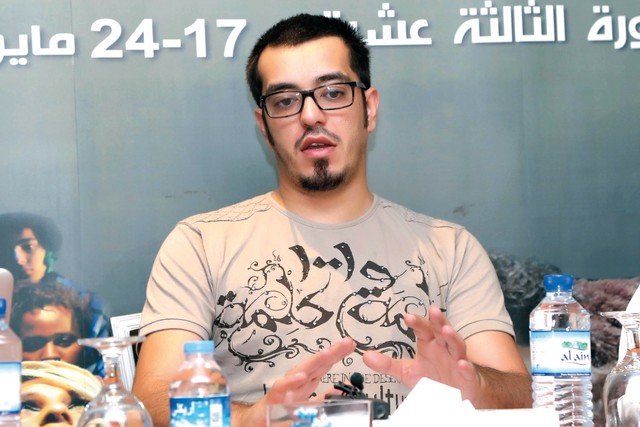 "فيصل حسن"