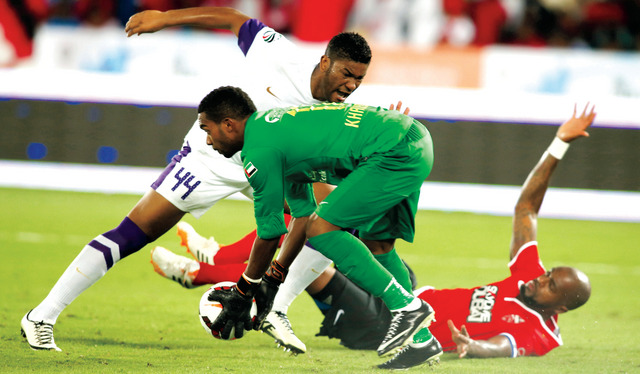 "الأهلي فقد الرباعية وكأس رئيس الدولة أمام العينتصوير: مجدي إسكندر"