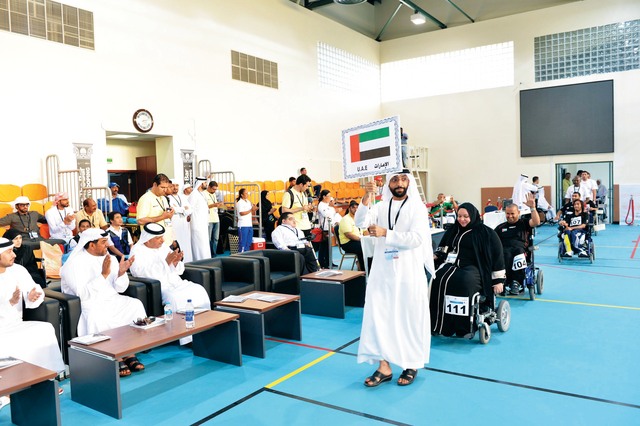 "ثاني جمعة وتحية خاصة للاعبينا في طابور عرض الفرق المشاركة تصوير - جابر عابدين"
