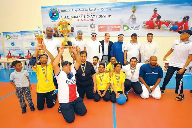 "الأبطال على منصة التتويج \t\t\tالبيان"