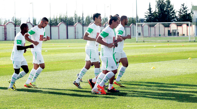 "جانب من تدريبات الجزائر استعداداً للمونديال\t   أف ب"
