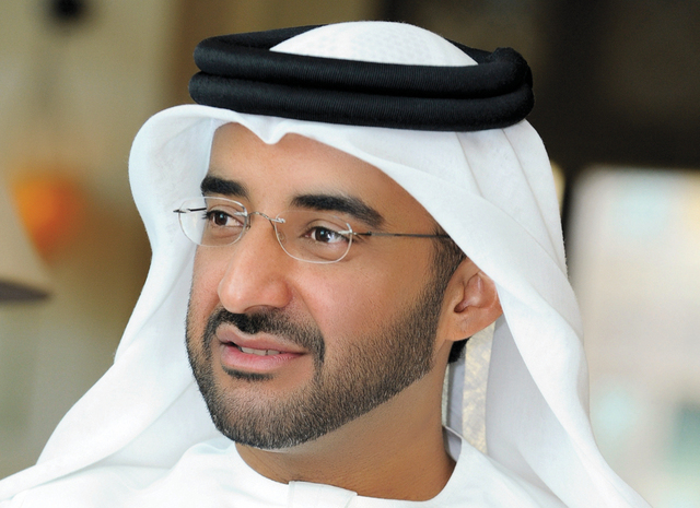 "خالد الظنحاني"