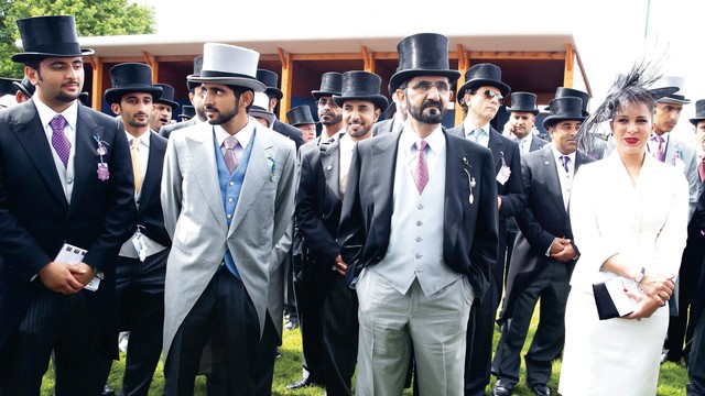 "محمد بن راشد يشهد الديربي الإنجليزي بحضور حمدان بن محمد وهيا بنت الحسين ومحمد بن مكتوم تصوير: خليفة اليوسف"