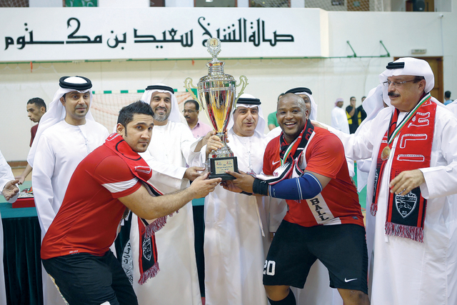 "من مراسم تتويج الأهلي بالكأس"