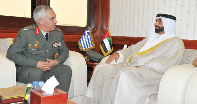 "البواردي يستقبل رئيس الأركان اليوناني \t وام"
