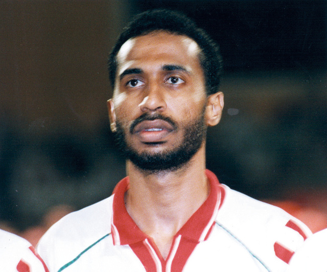 "علي ثاني نجم الشارقة"