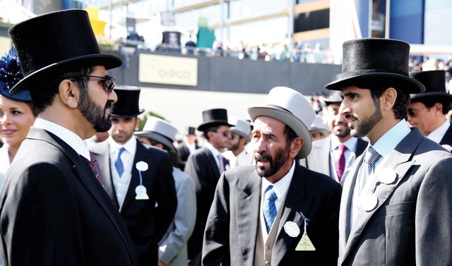 "محمد بن راشد يشهد السباق بحضور حمدان بن محمد"