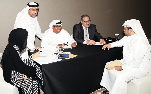 "خلال إجراء مقابلات التوظيف \t\t\t\t\t تصوير: يونس يونس"
