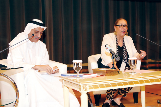 "أماني قنديل وخالد البدور خلال الورشة تصوير - يونس يونس"