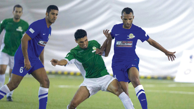 "من مباراة الافتتاح لكأس منصور بن زايد \t تصوير: مجدي اسكندر"