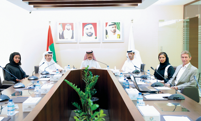 "اجتماع لجنة التسويق البيان"