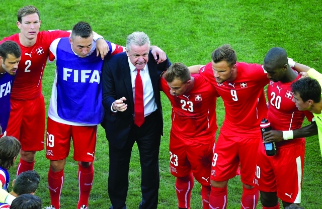 "هيتزفيلد بذل مجهوداً كبيراً مع منتخب سويسرا\tرويترز"