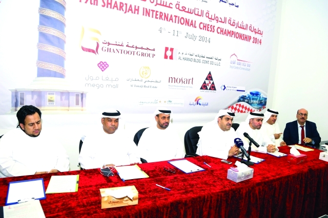"من المؤتمر الصحافي المخصص لبطولة الشارقة الدولية للشطرنج 2014 البيان"