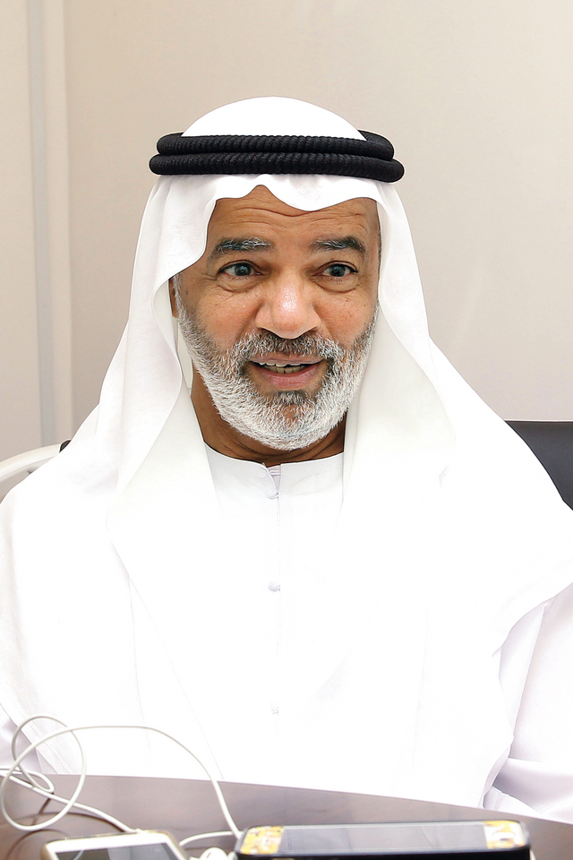 "علي المنصوري"