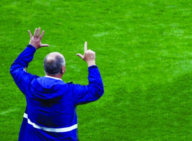 "Brazil's coach Luiz Felipe Scolari (L) gestures to Bernard during their 2014 World Cup semi-finals against Germany at the Mineirao stadium in Belo Horizonte July 8, 2014. REUTERS/David Gray (BRAZIL - Tags: SPORT SOCCER WORLD CUP TPX IMAGES OF THE DAY) TOPCUP"