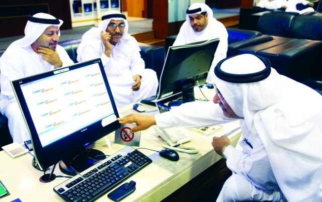 "تداولات قوية على أسهم العقار في سوق دبي المالي \t تصوير ــ حصة إسماعيل"