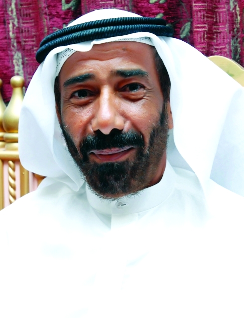 "خليفة بن دلموك"