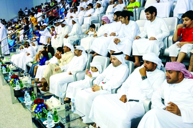 "أجواء رائعة داخل صالة ند الشبا في وجود جمهور كثيف"