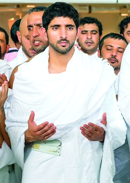 "..وسموه لدى أداء مناسك العمرة"