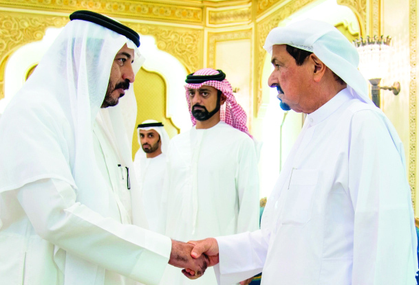 "حاكم عجمان يستقبل المهنئين بحضور عمار النعيمي \t وام"