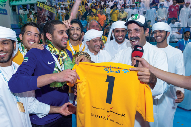 "العملاق الوصلاوي جهز قميص المركز الاول وعرضه بعد الفوز"