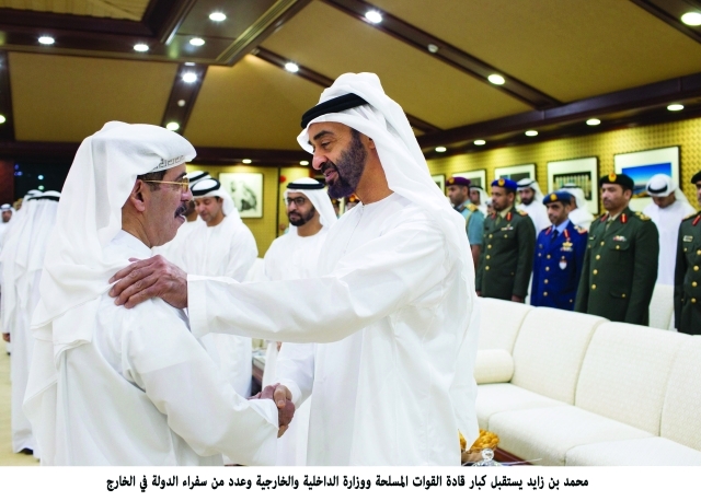 "سموه مستقبلا قيادات الخارجية بحضور حمدان وهزاع بن زايد"