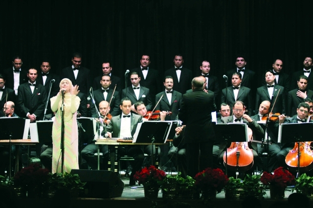"أمنية سمير وفرقة الإنشاد الديني"