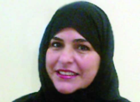"آمنة علاي"
